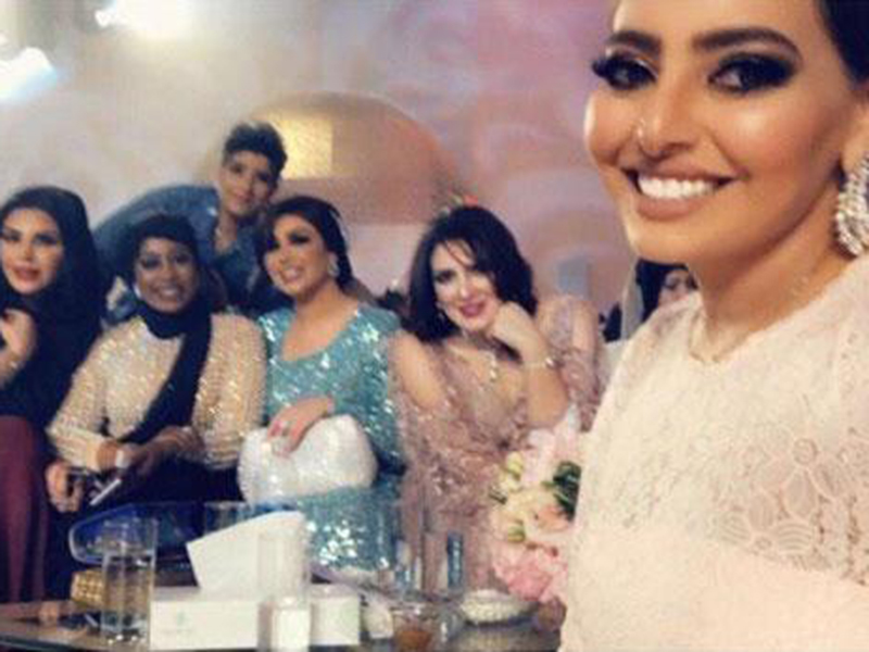 اضغط لمشاهدة الفيديو: إلهام الفضالة تحتفل بزواج ابنتها الكبرى